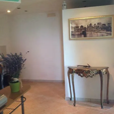 Casa de Férias Casa Vacanze Mary Vatolla